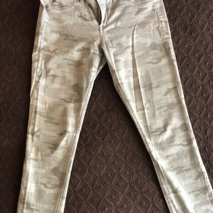 Fade to Blue Light Gray Camo Skinny Pants